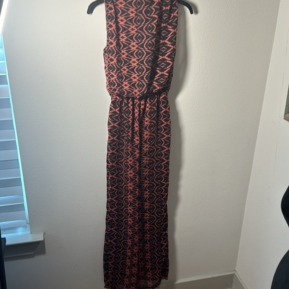 She’s Cool crossed top sleeveless orange black print semi sheer jumpsuit Sz L - Picture 3 of 5